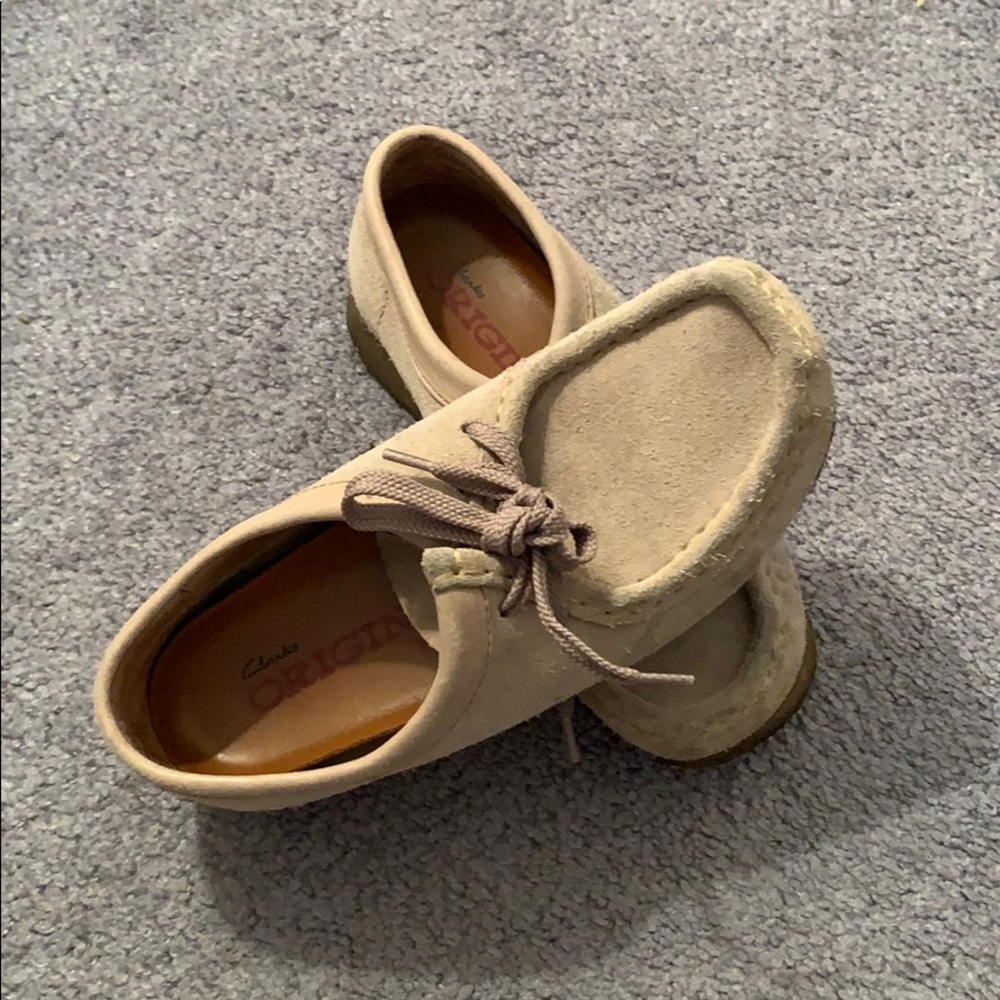 Sand-colored Wallabees